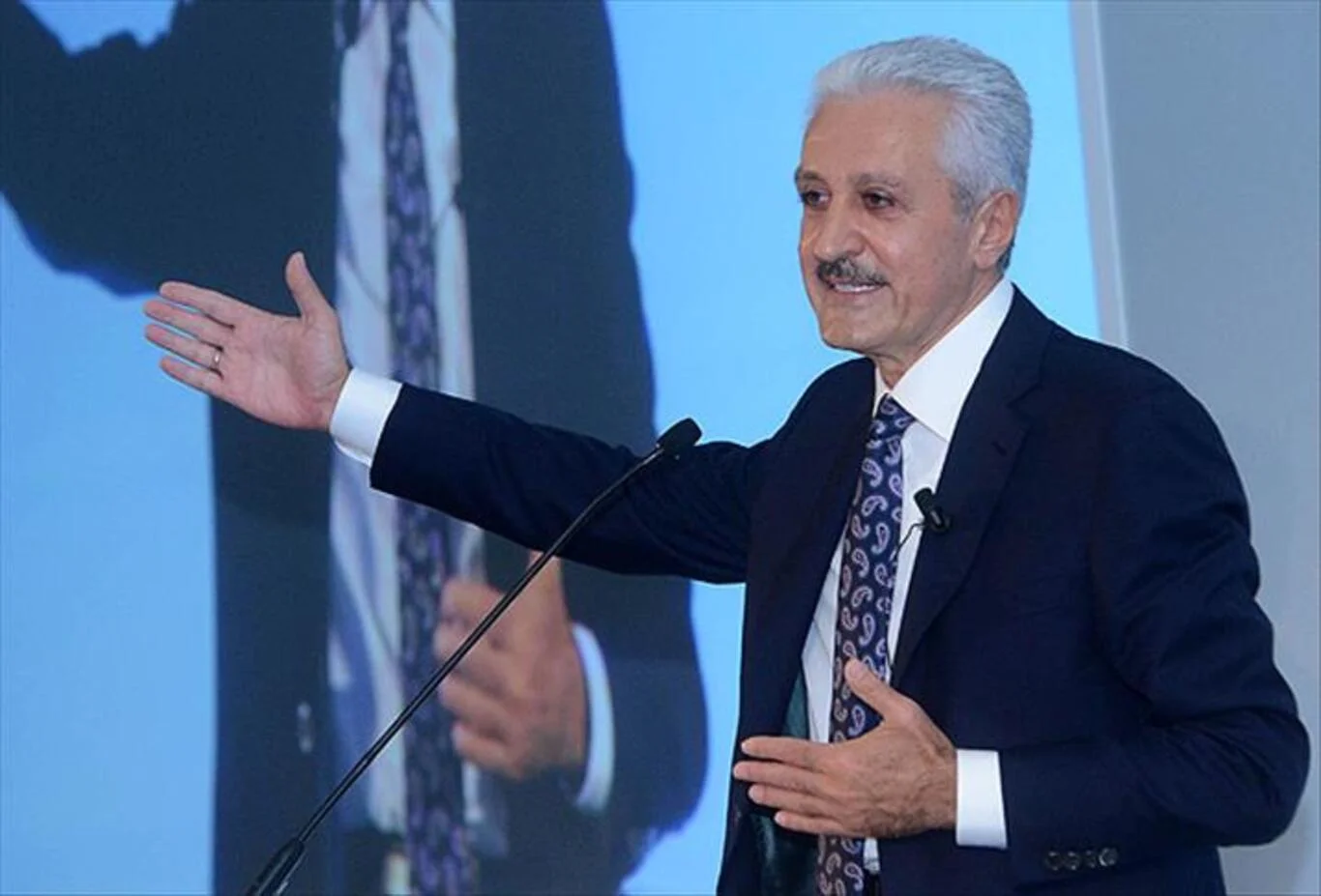 Mehmet Ali Aydınlar kimdir?