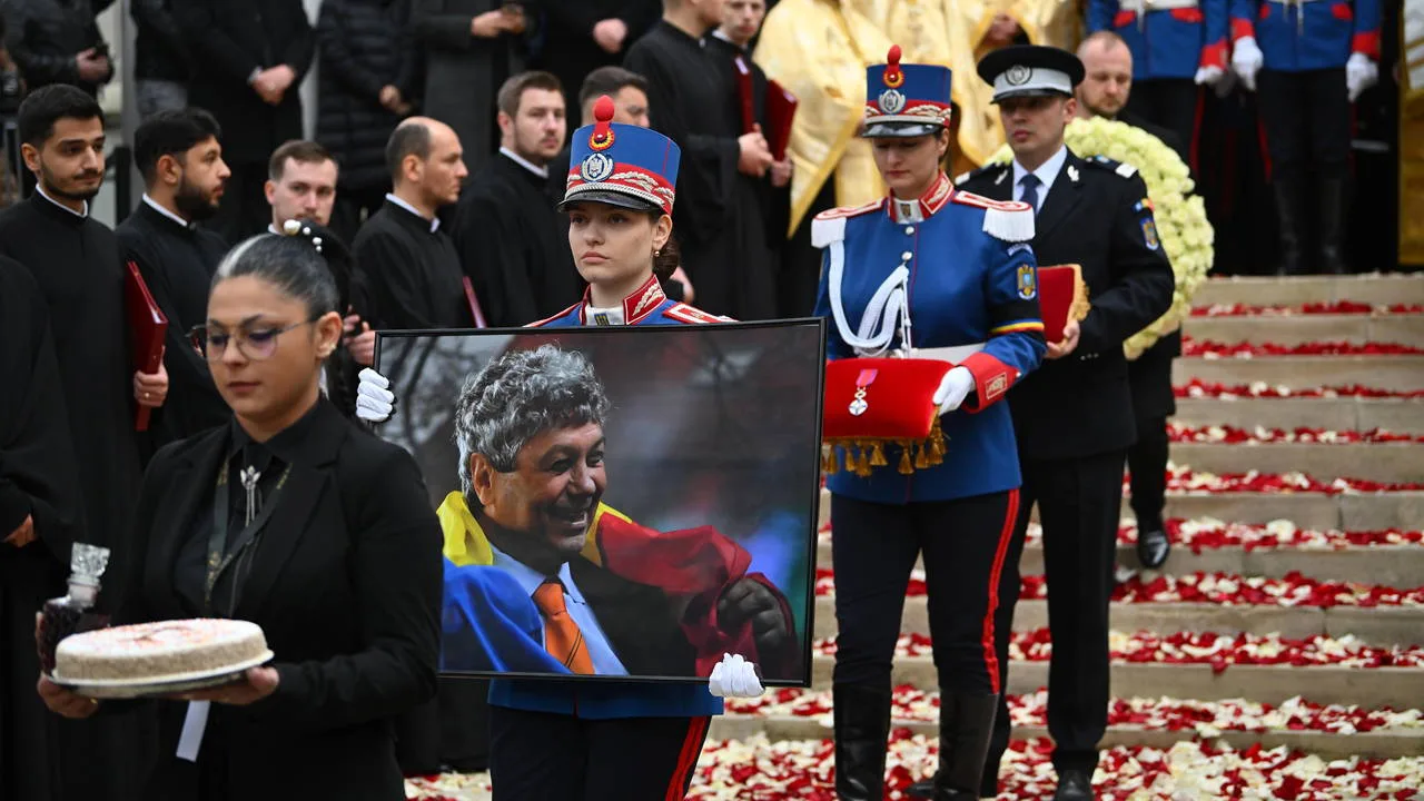 Mircea Lucescu son yolculuğuna uğurlandı