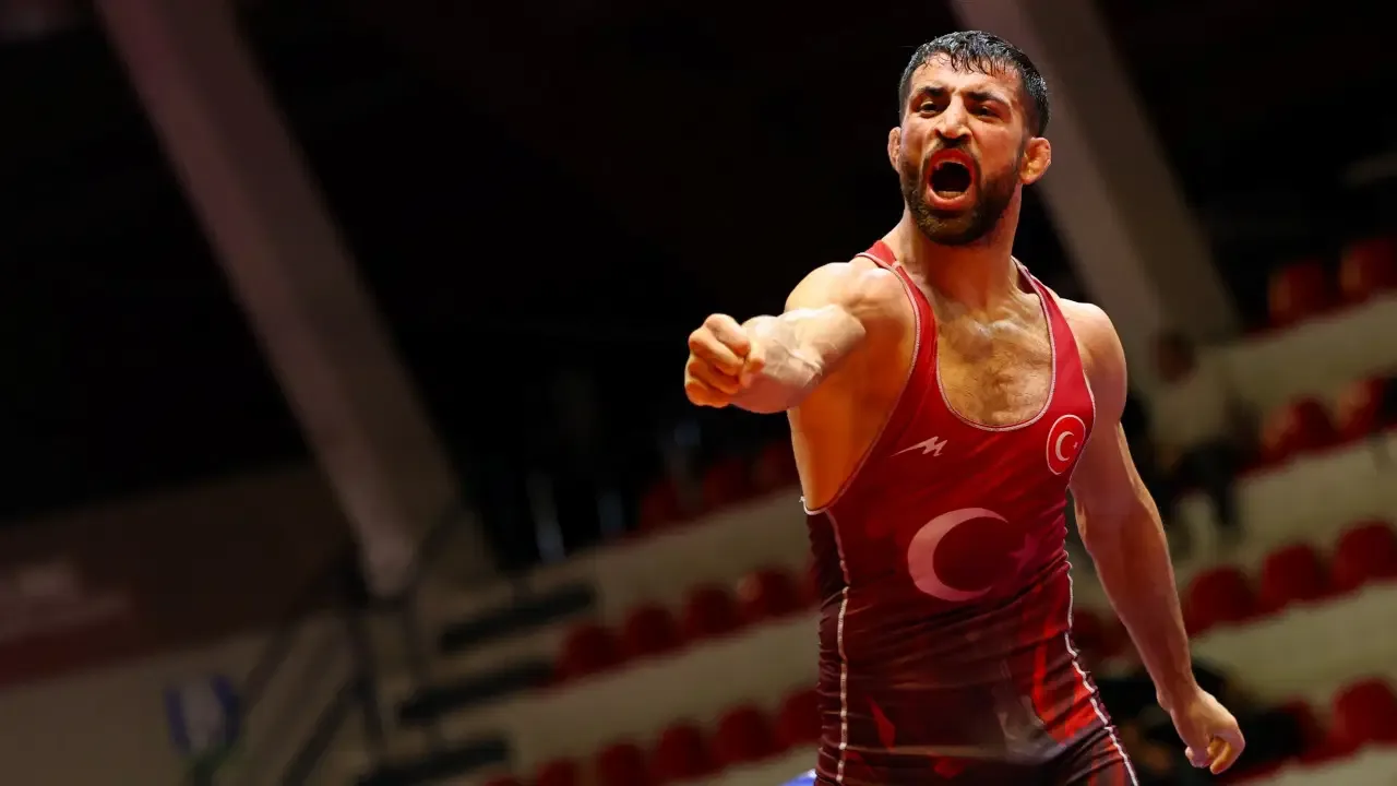 Milli güreşçi Murat Fırat Avrupa ikincisi!