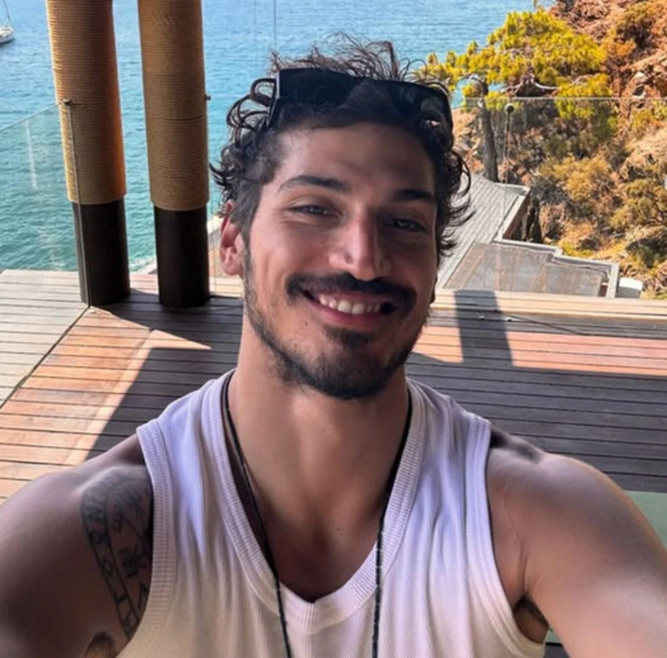 Oktay Çubuk kimdir?