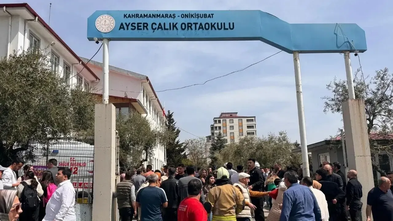 Eğitim sendikalarından MEB'e: Ülke genelinde okullar tatil edilmeli