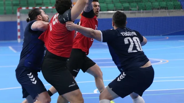 Rize'de Güneysuspor, Mihalıççık Belediyespor'u 38-29 Mağlup Etti