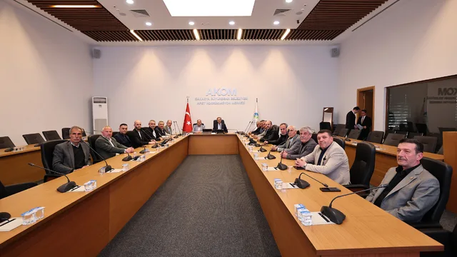 Sakarya'da Başkan Alemdar'dan Muhtarlara Eşit Hizmet Vurgusu