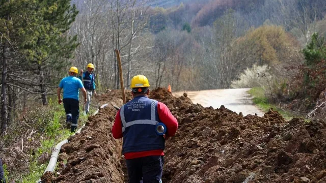 Sakarya'da Geyve'ye İçme Suyu Hattı Yenilendi, Turizm Sokağı Açıldı