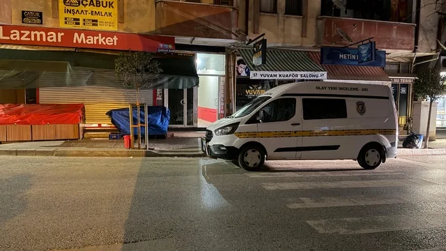 Sakarya Karasu'da kıraathanede fenalaşan 68 yaşındaki adam kurtarılamadı