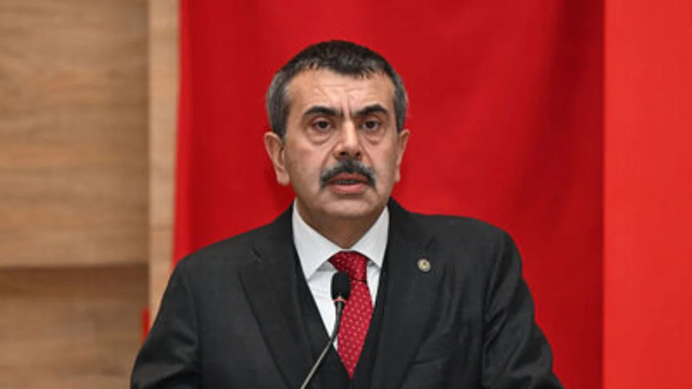 Yarın okullar tatil mi?