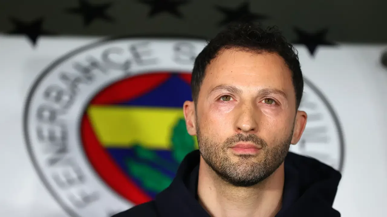 Domenico Tedesco'dan istifa sorusuna yanıt: 'Umarım bir şakadır'
