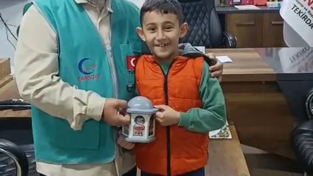 Tekirdağ'da öğrenciler harçlıklarını Gazze'deki çocuklara ulaştırdı