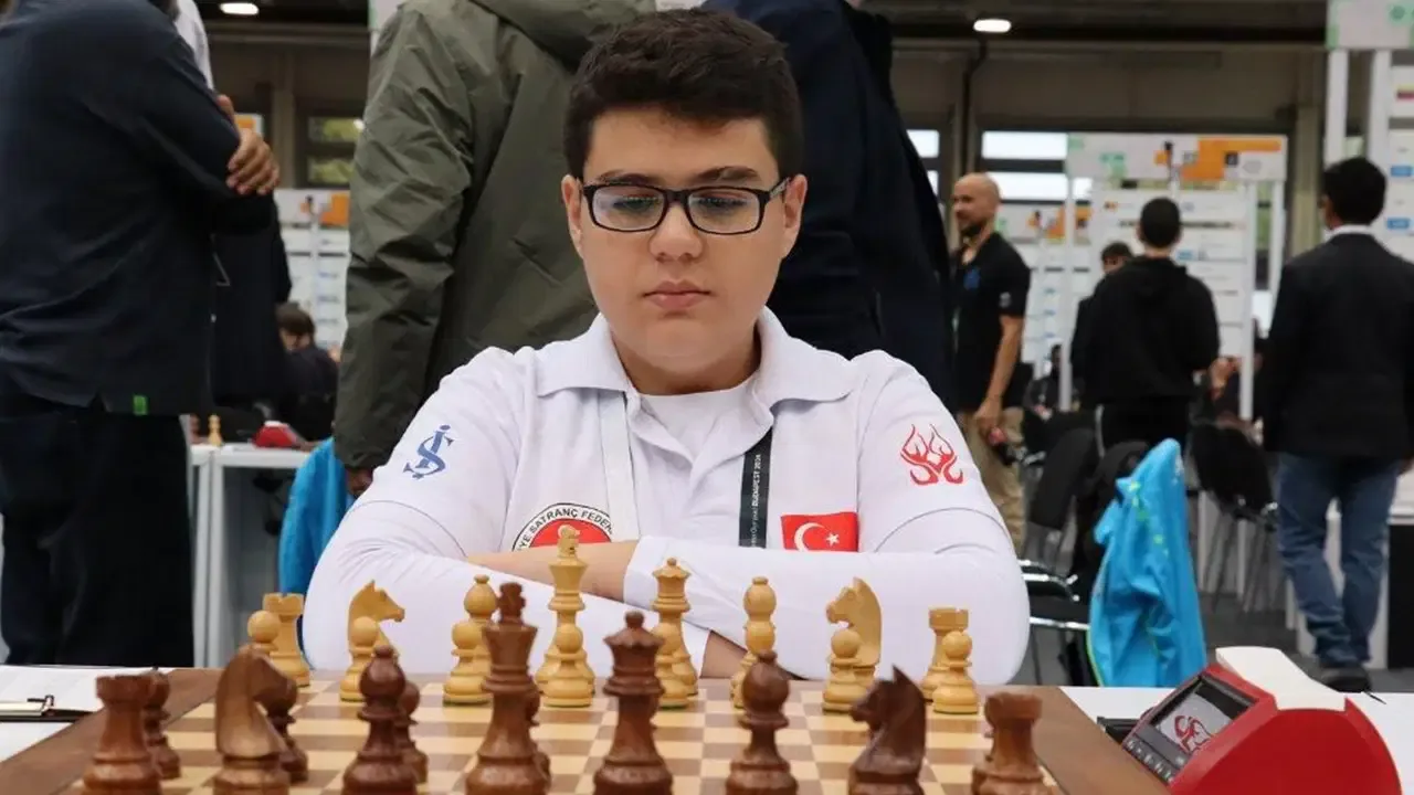 Büyükusta Yağız Kaan Erdoğmuş kariyer rekorunu kırdı!