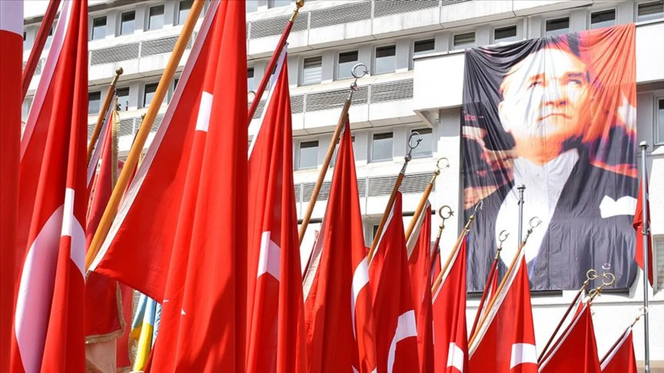 19 Mayıs resmi tatil mi?