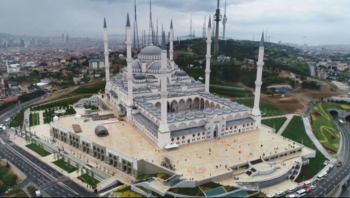 Arefe günü orucu iftar vakti