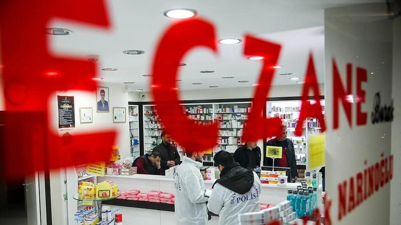 25 Mayıs eczaneler açık mı?