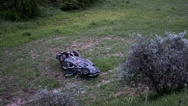 Adıyaman'da otomobil tarlaya devrildi: 4 yaralı
