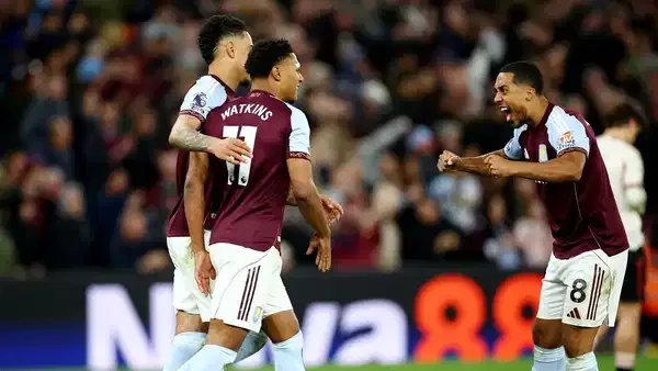 Aston Villa, Liverpool'u 4 golle devirdi: Şampiyonlar Ligi'ni garantiledi