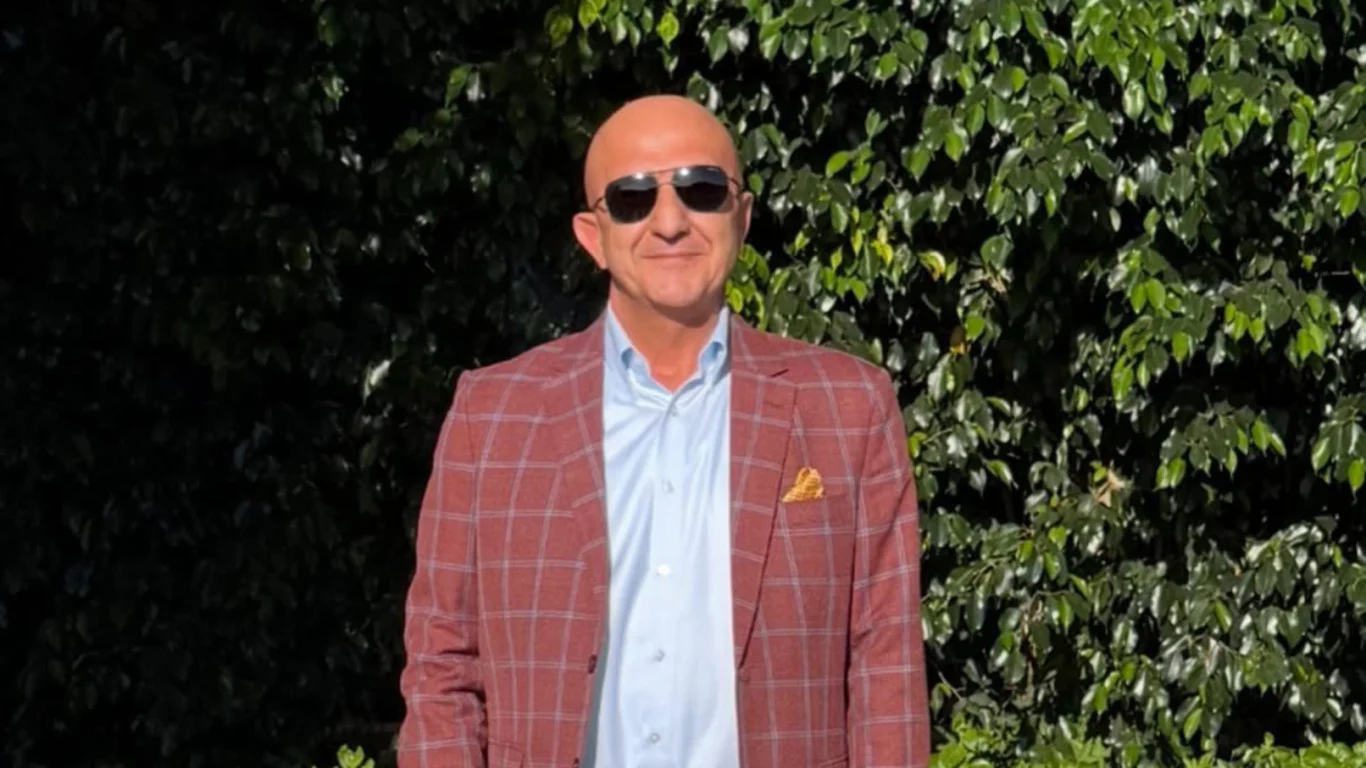Aydın Çavuşoğlu kimdir?