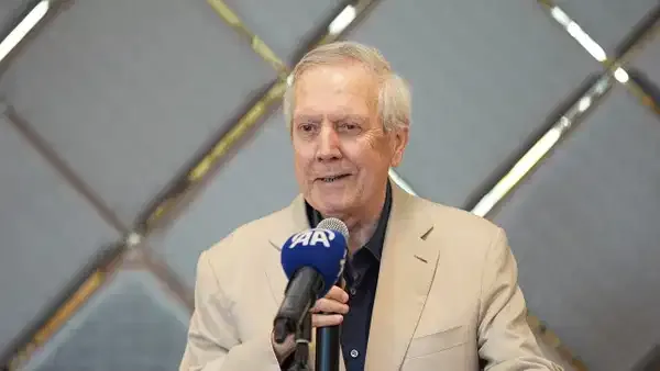 Aziz Yıldırım'dan forvet transferi için müjde: 'İstersek önümüzdeki hafta tamamlayabiliriz ancak...'