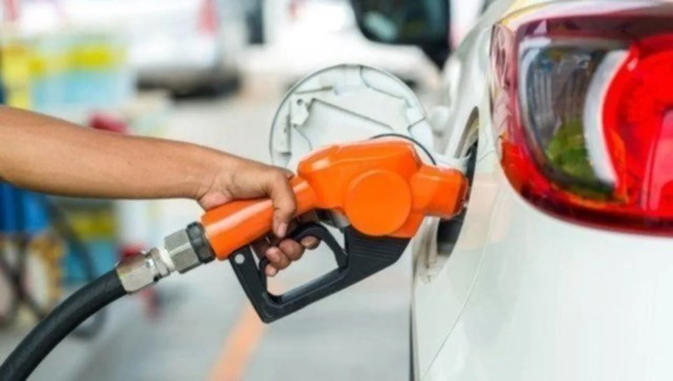 Motorin ve benzine zam var mı?