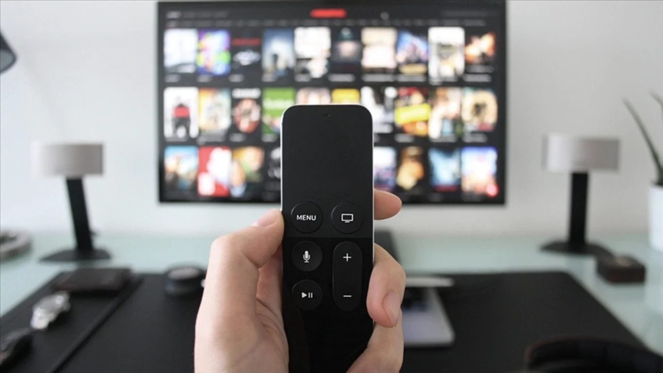 Bugün televizyonda neler var?