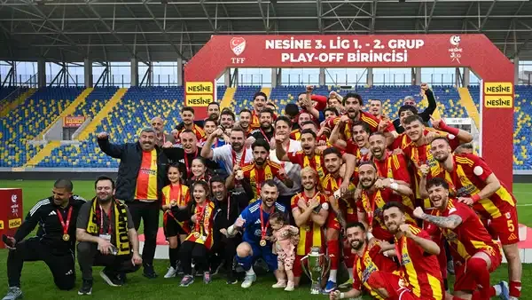 Malatya Yeşilyurtspor'u tek golle mağlup etti: Çorluspor 1947, 2. Lig'e yükseldi