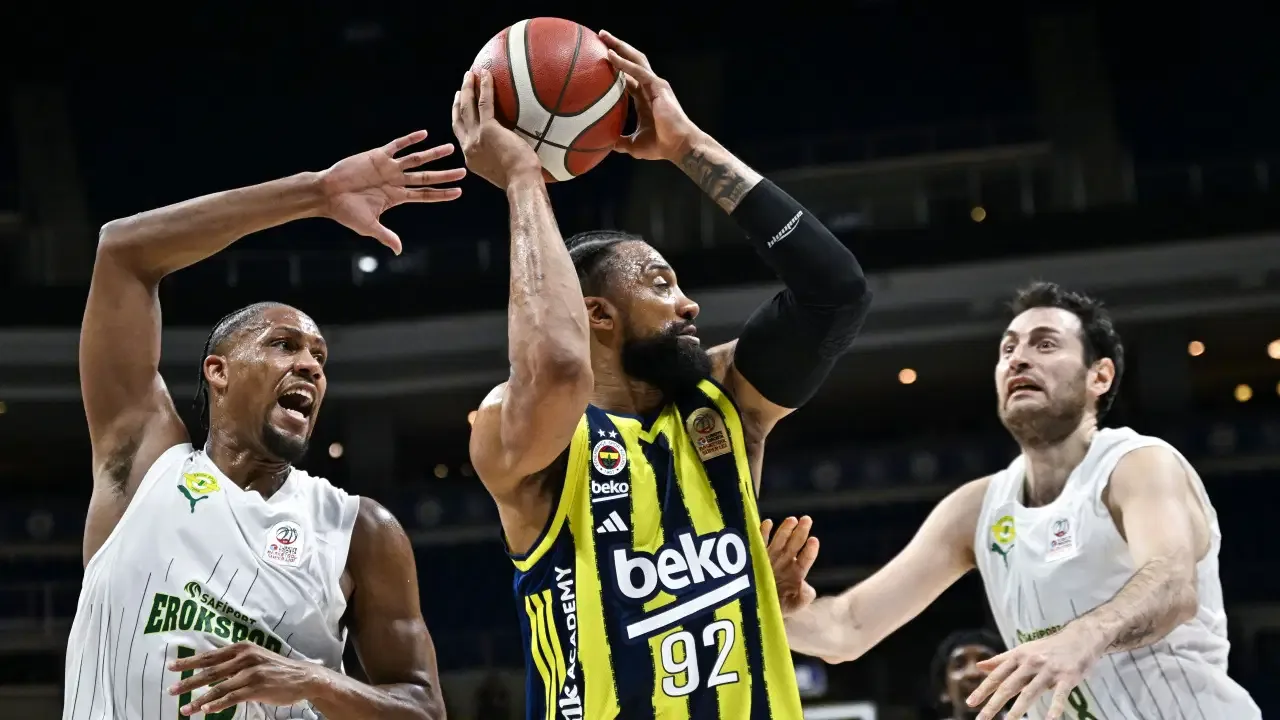 Fenerbahçe Beko seride avantajı aldı!