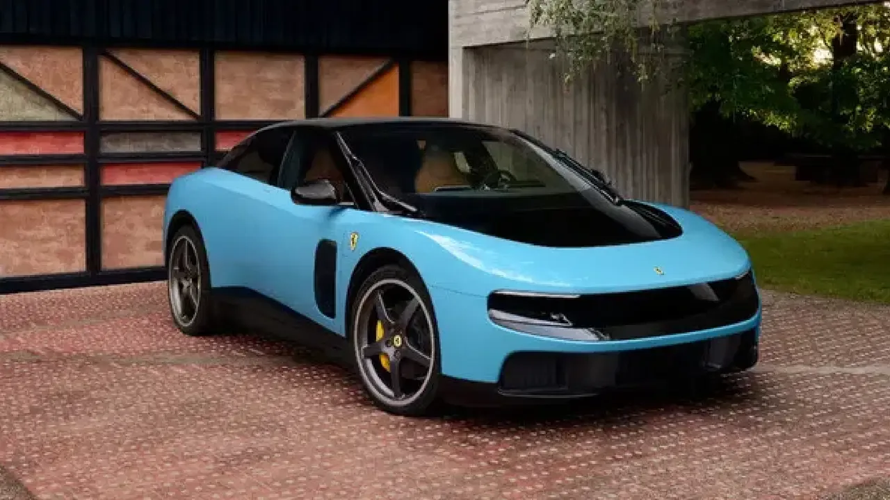 Ferrari’nin elektrikli modeli İtalya’yı karıştırdı: Tepki yağdı