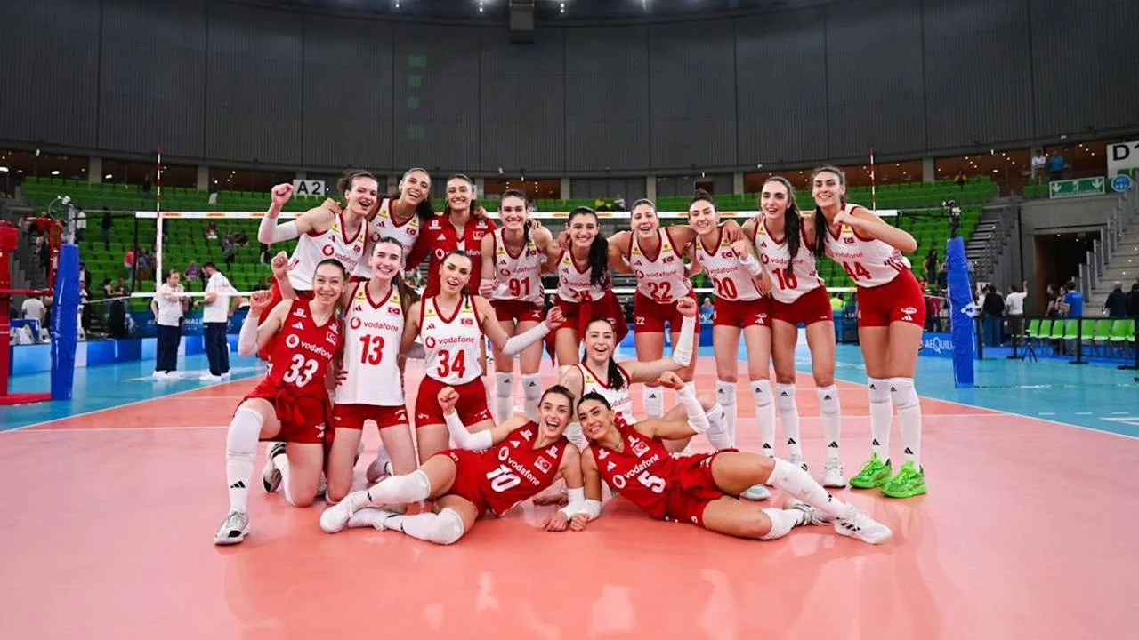A Milli Kadın Voleybol Takımı'nın VNL Brezilya etabı kadrosu açıklandı