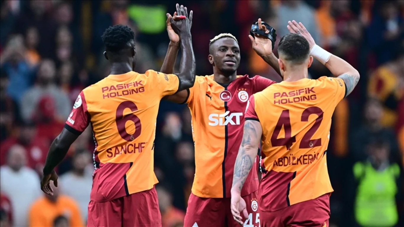 Galatasaray - Antalyaspor maçı ilk 11
