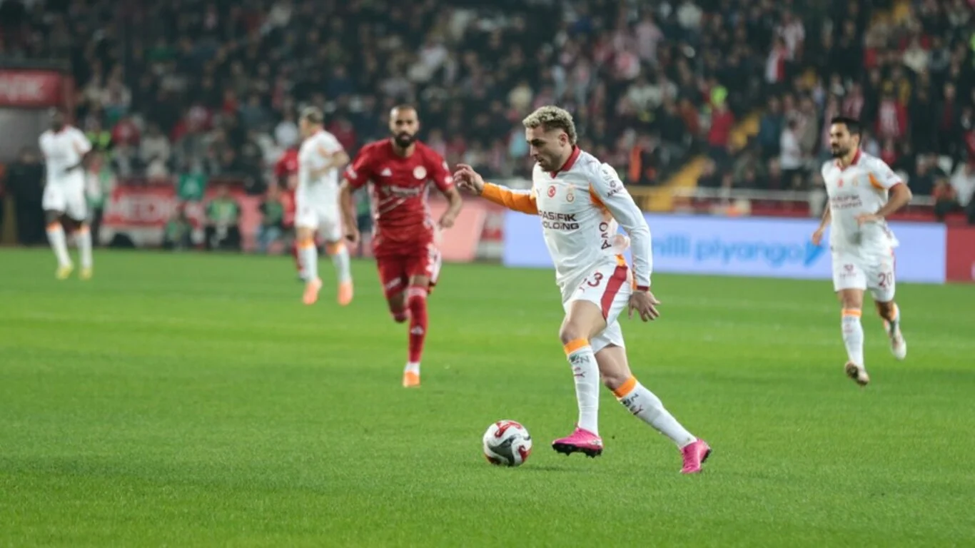 Galatasaray - Antalyaspor maçı ilk 11