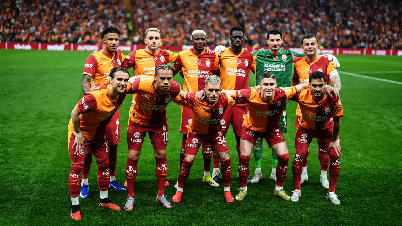 Galatasaray'da 4 futbolcu bir ilki yaşadı