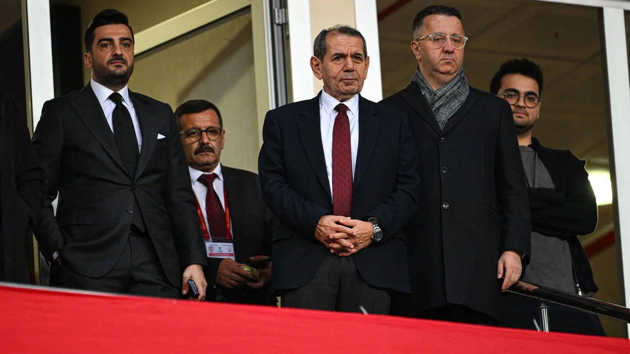 Antalyaspor maçı öncesi... Dursun Özbek'ten dev prim kararı!