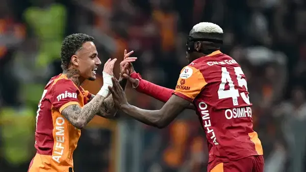 Galatasaray tepkiler üzerine Fenerbahçe paylaşımını kaldırdı