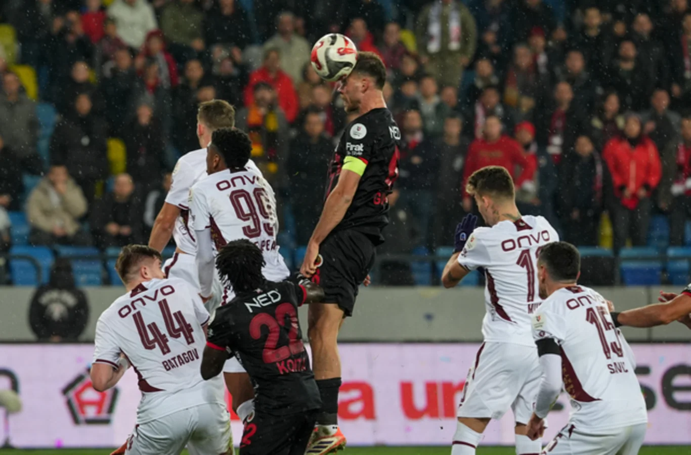 Gençlerbirliği – Trabzonspor maçı saat kaçta?