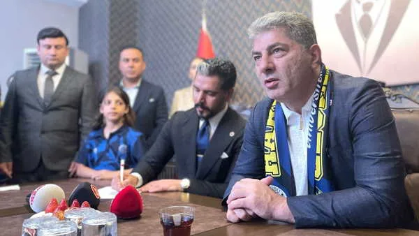Hakan Safi'den Aziz Yıldırım'a gönderme: 'Eskiden yeni olmaz'