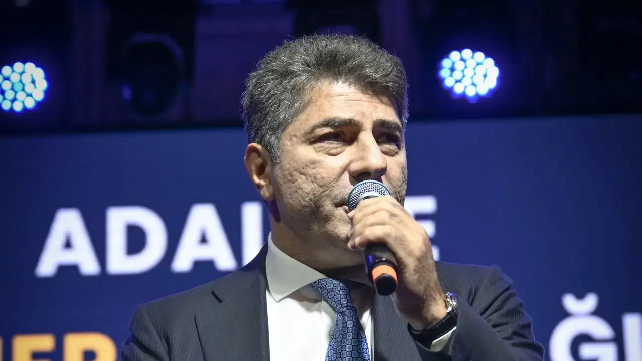 Hakan Safi'den tarihin en iyi kadrosu sözü: 'Ne kadar ciddi olduğumu tüm camiamız görecek'