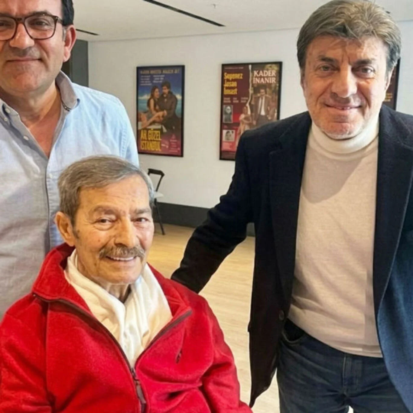Kadir İnanır