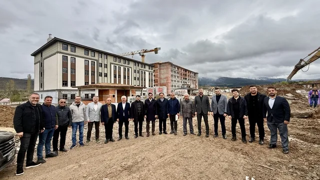 Karabük AK Parti heyeti Eskipazar'da yatırımları inceledi