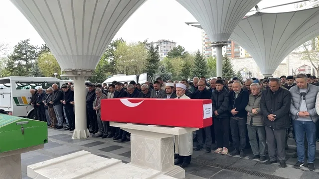 Kayseri'de Görev Şehidi Uzman Çavuş Orhan Karakuş Son Yolculuğuna Uğurlandı