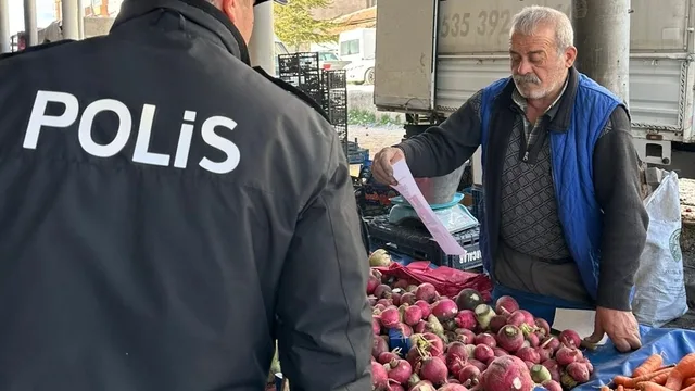 Kırşehir'de Polis, Dolandırıcılara Karşı Vatandaşı Uyardı