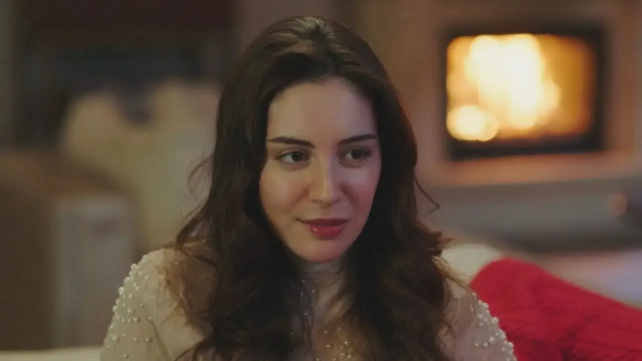 Kızılcık Şerbeti dizisinin Çimen'i Selin Türkmen diziden ayrılıyor mu? Selin Türkmen neden Kızılcık Şerbeti kadrosundan ayrılıyor?