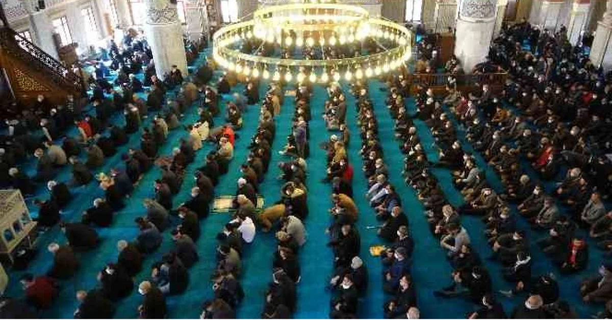 Arefe günü namazı nasıl kılınır?