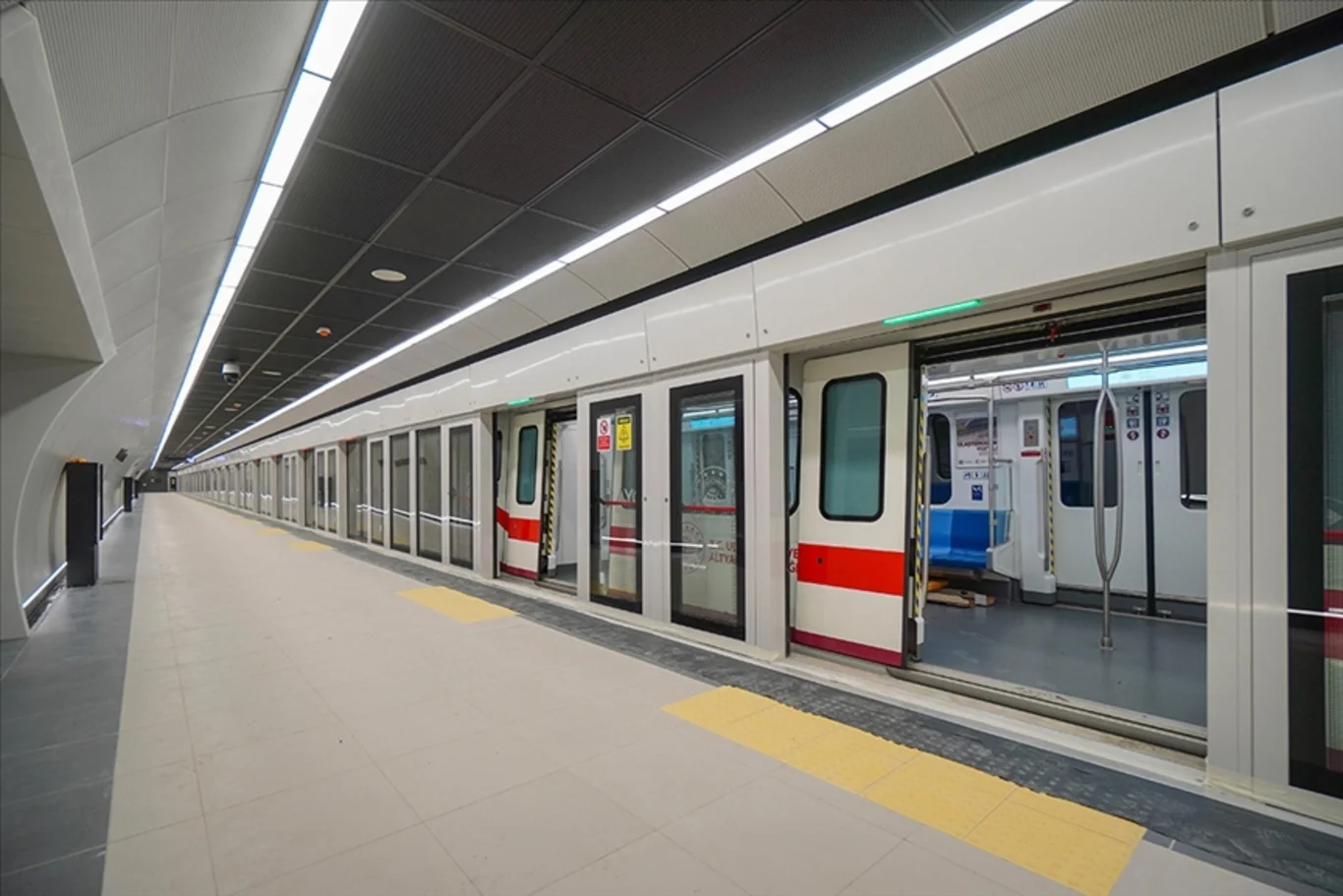 Bayramda metro saatleri