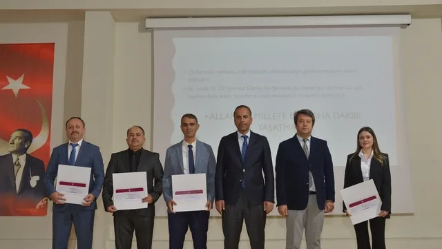 Muğla'da Demokrasi Bilinci Projesi Tamamlandı: 8 Lisede Gençlere Eğitim