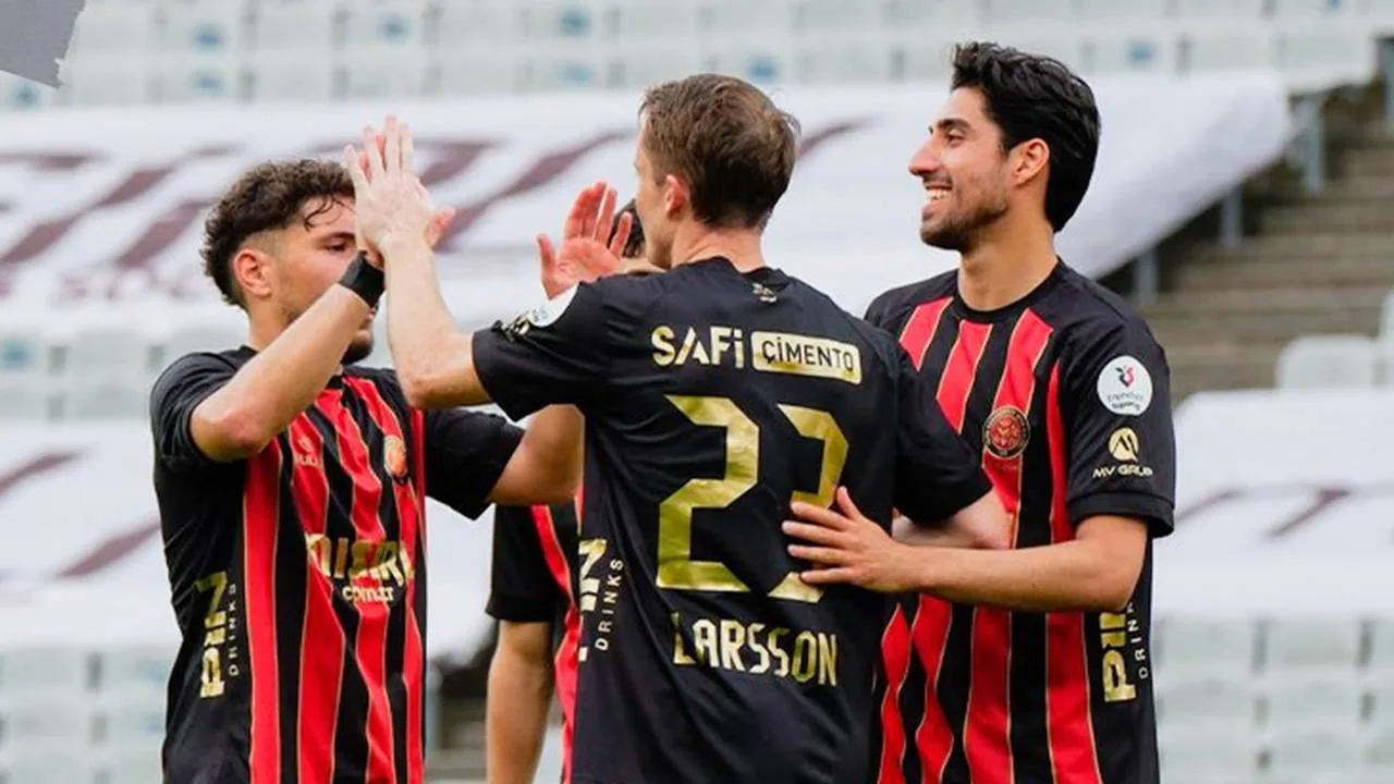 Fatih Karagümrük, Süper Lig'e kazanarak veda etti