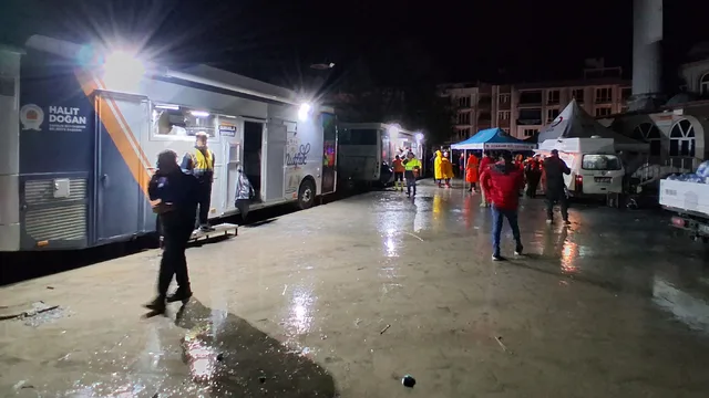 Samsun Havza'da sel sonrası ekipler için seyyar mutfak kuruldu