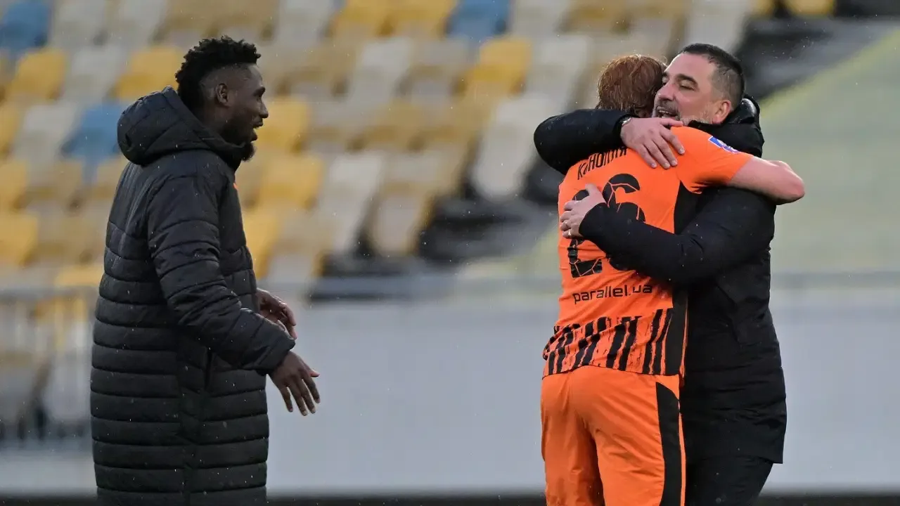 Arda Turan'ın ekibi Shakhtar Donetsk'ten şampiyonluk yolunda dev galibiyet!