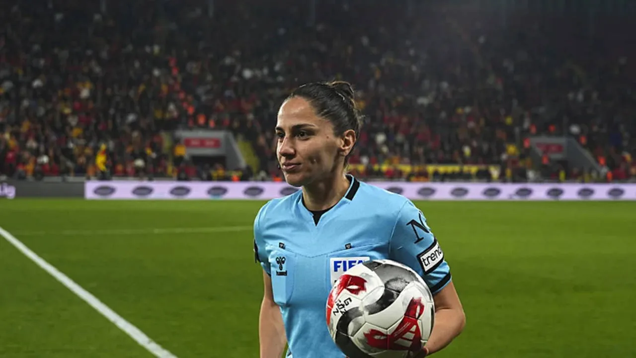 Süper Lig tarihinde bir ilk: TFF kadın hakem kararını duyurdu
