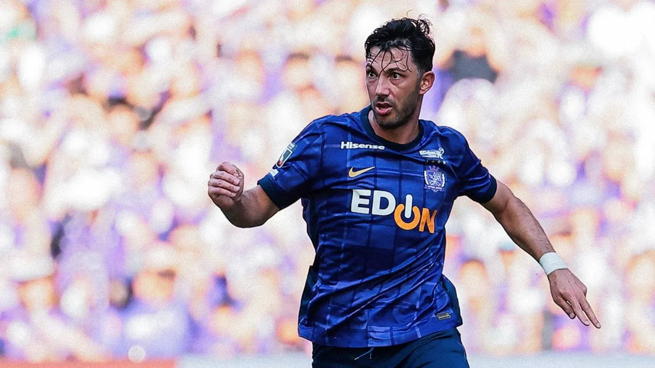 Tolgay Arslan futbolu bıraktı: 'Hayatımın en zor kararlarından biri...'