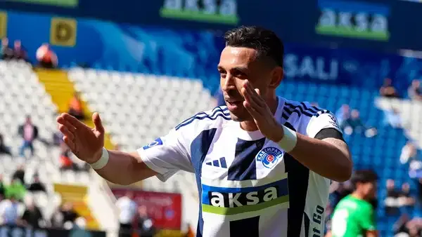 Kasımpaşa'ya kiralanmıştı... Tugay Kerimoğlu'ndan yeni sezon öncesi İrfan Can Kahveci iddiası