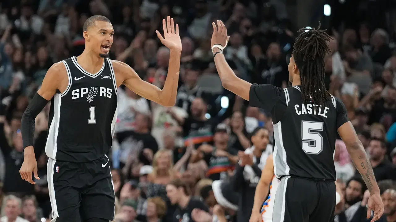 NBA play-off'larında Spurs, Thunder'ı yenerek seriyi 3-3 yaptı
