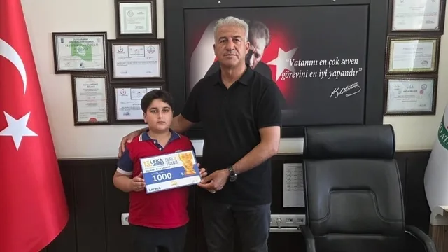Adıyamanlı minik Ebubekir, kazandığı ödülü Gazze'deki çocuklara bağışladı